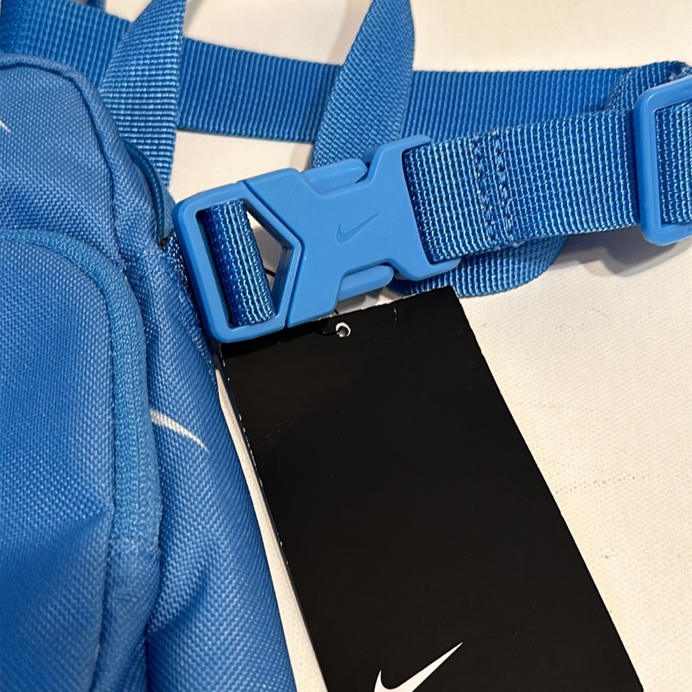 NEW NIKE MENS CROSS BODY BAG - Picture 6 of 6